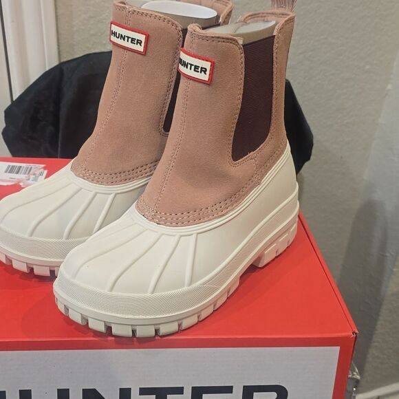 Hunter Sutton Waterproof Duck Boot- Whitby Sand/Rococo Blush - Picture 8 of 11